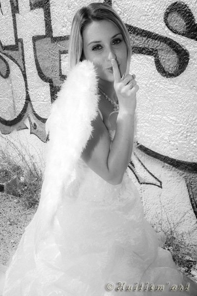 Photographie d'une mariée en ange réalisée par Huitièm'art, photographe à Avignon (Vaucluse)