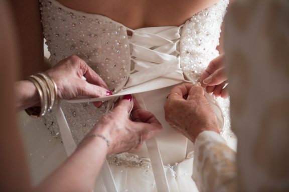 habillage de la mariée
